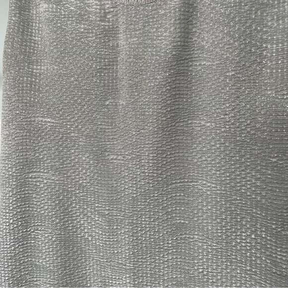 Topshop Silver Light Gray Wavy Textured Sleeveless Tank Top - Picture 3 of 8